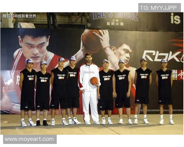 姚明重返NBA看台回顾往昔辉煌时刻与中国篮球未来展望
